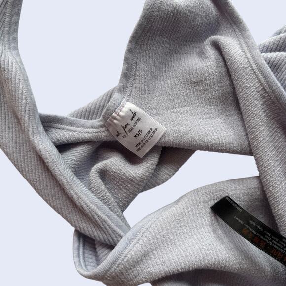 Out From Under Urban Outfitters Ribbed Twist Back Crop Tank Top Gray Y2K - Picture 4 of 5